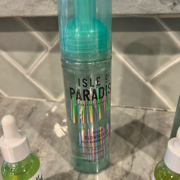 NWT SEALED Isle of Paradise Self-Tanning Mousse, Drops & Mitts Teenage Kids Gift - Picture 10 of 10